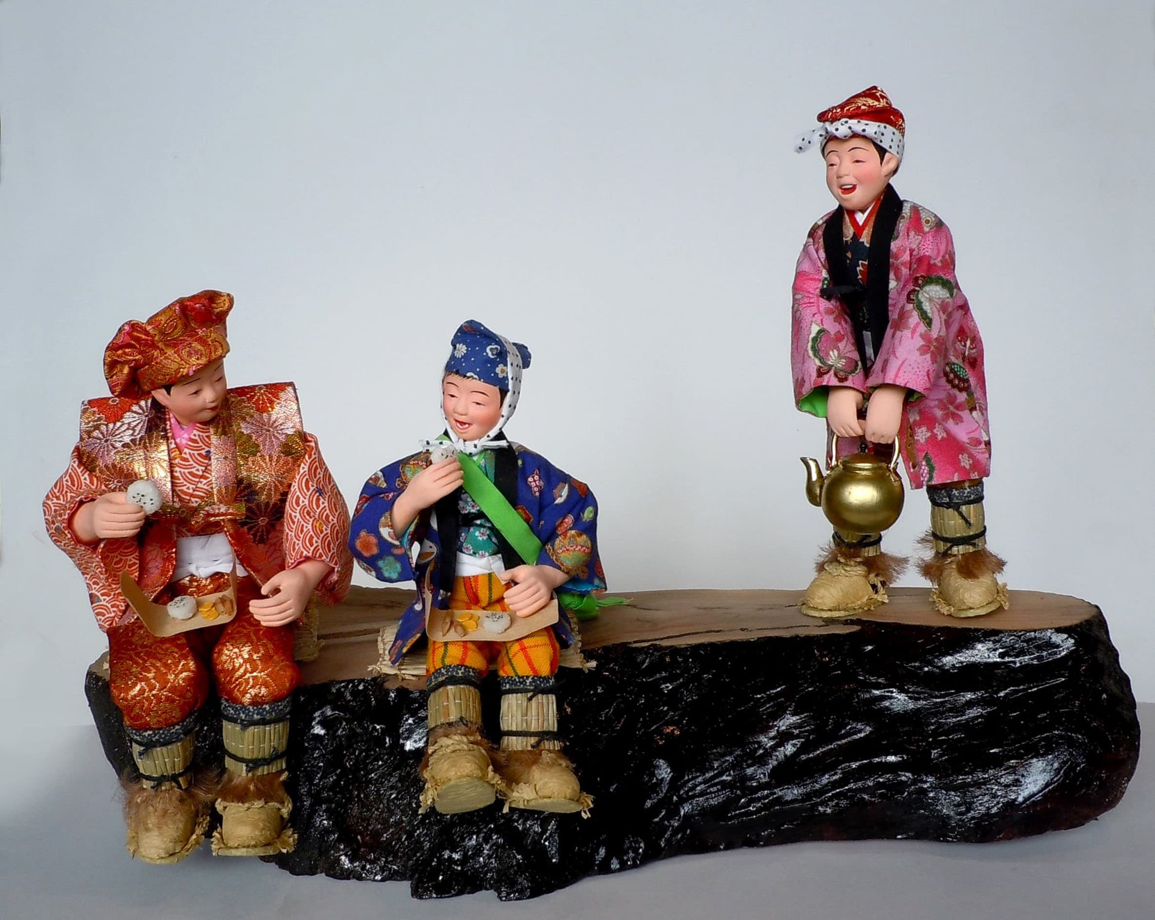 八戸市出身　元「紋章上絵師」＆えんぶり人形制作者　下崎雅之さん　60代の写真4