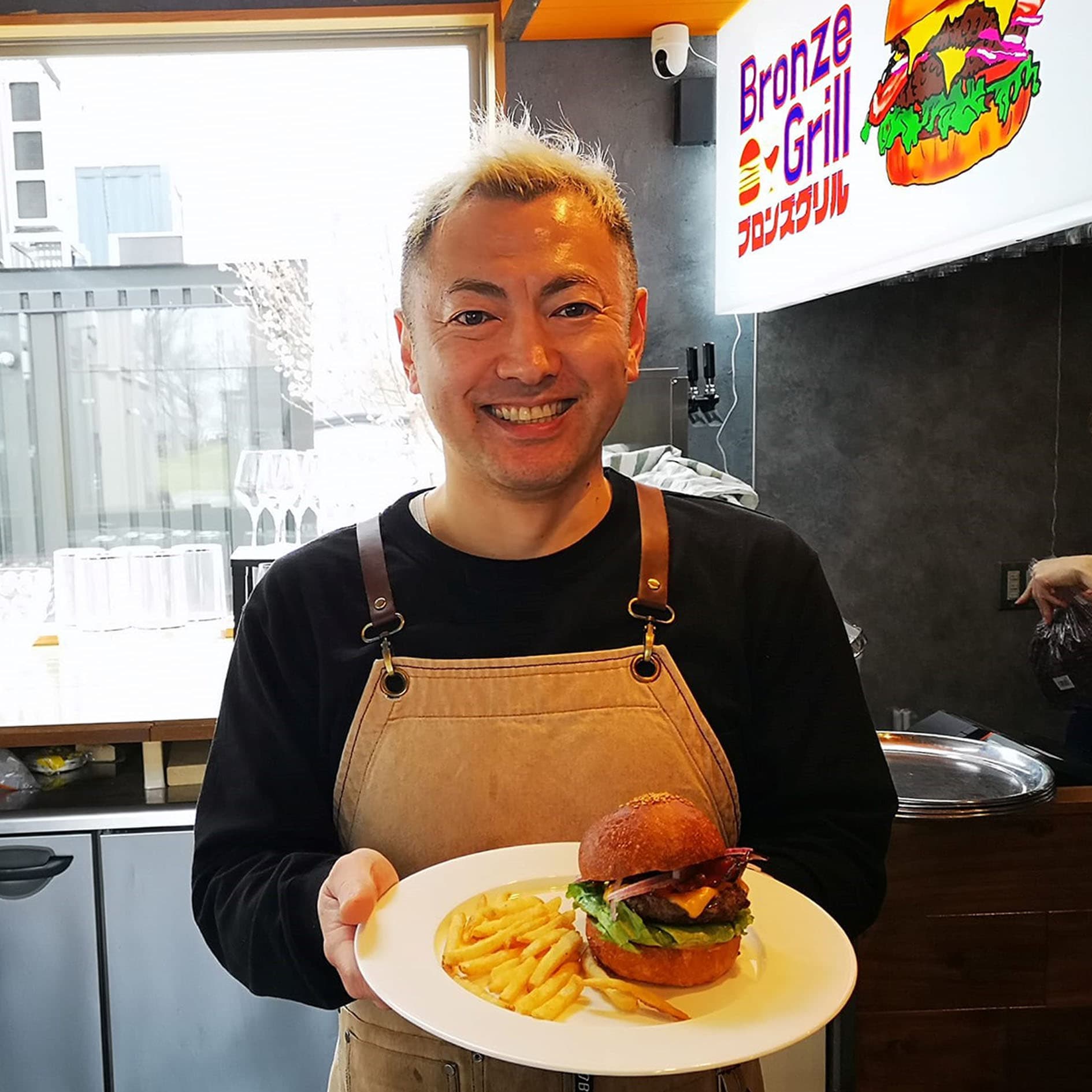 八戸市出身 澤内醸造 醸造長&ブロンズグリル代表 澤内昭宏さん 40代