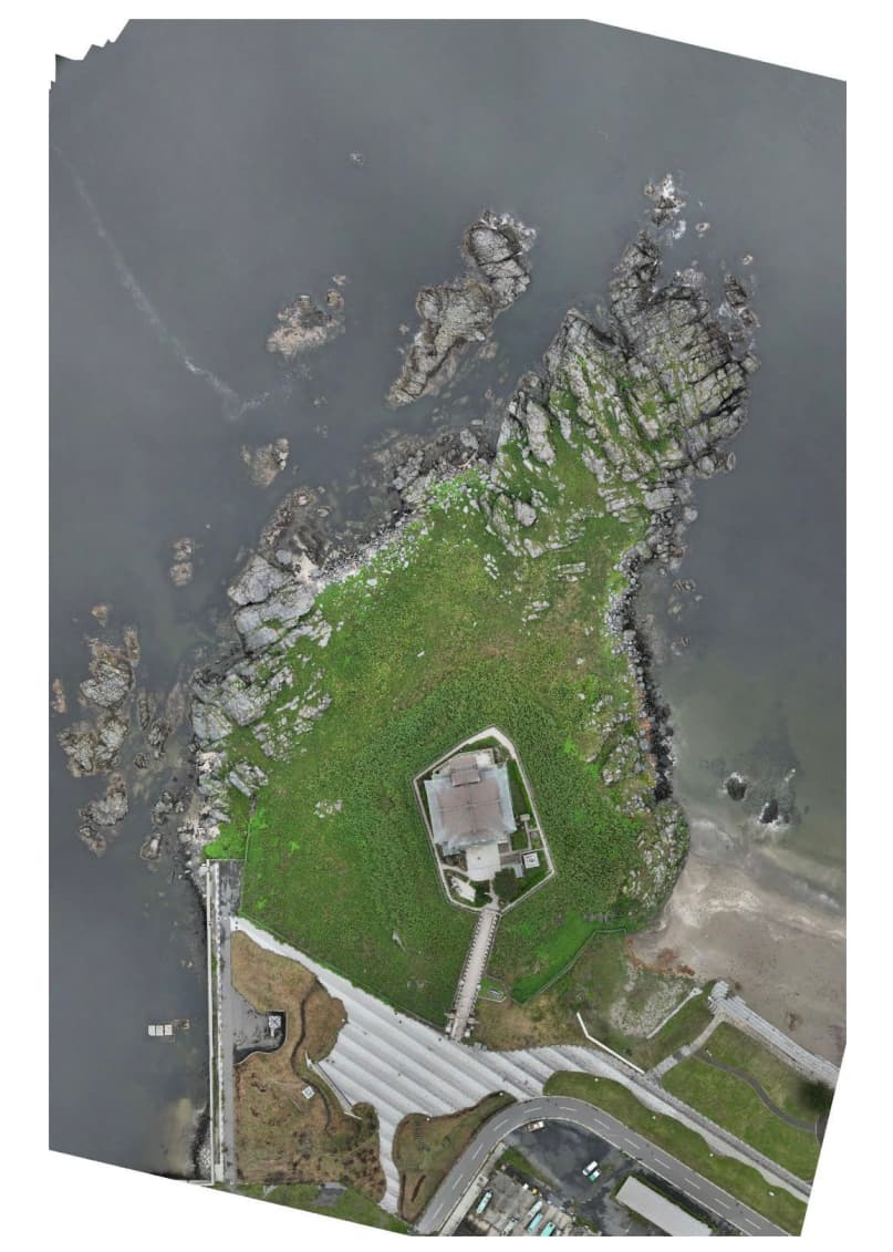 図2-1 ドローンによる空撮(2023年9月6日撮影、フライトムービー社)