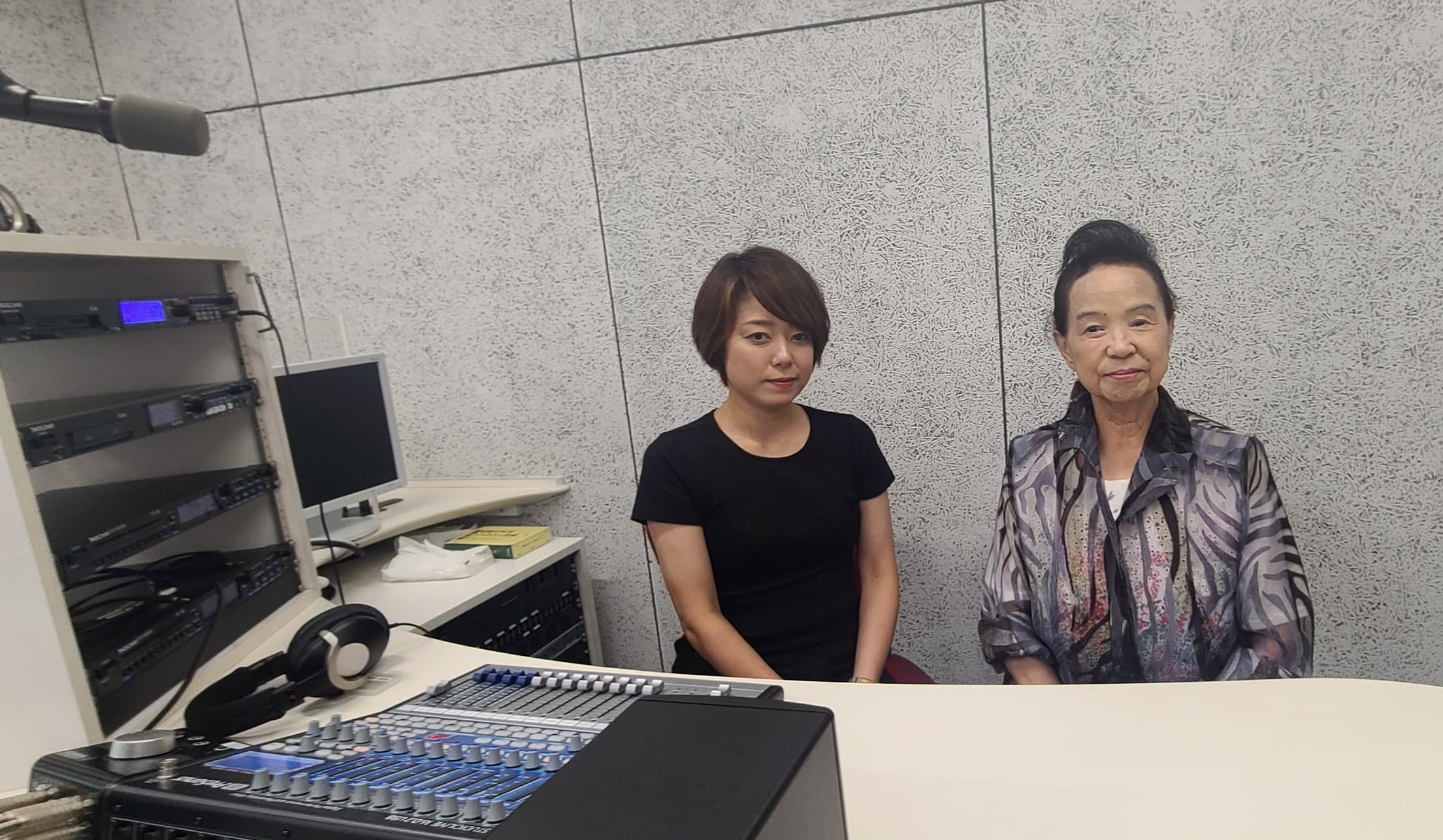 おだわら・萬鱗(ばんりん)GROUP
女将 大沼サチ子(おおぬまさちこ)70代 若女将 大沼亜貴子(おおぬまあきこ)40代