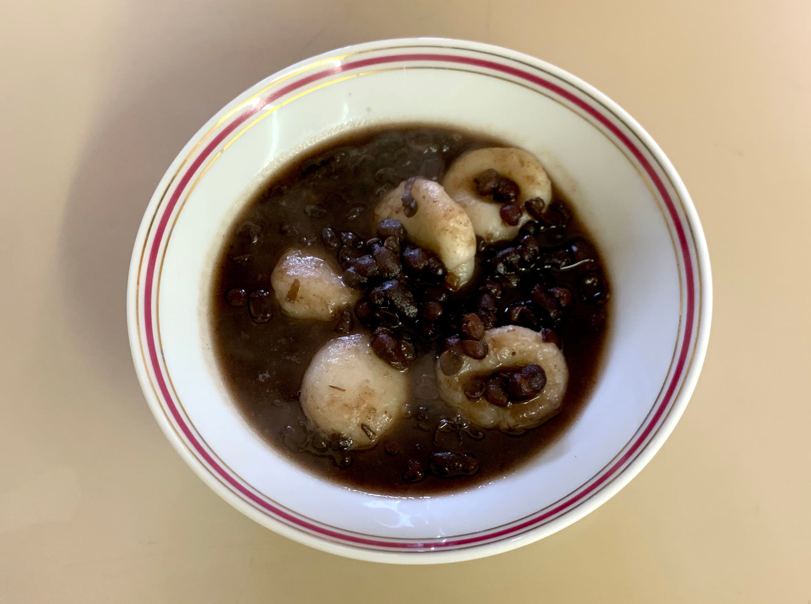 へっちょこ団子